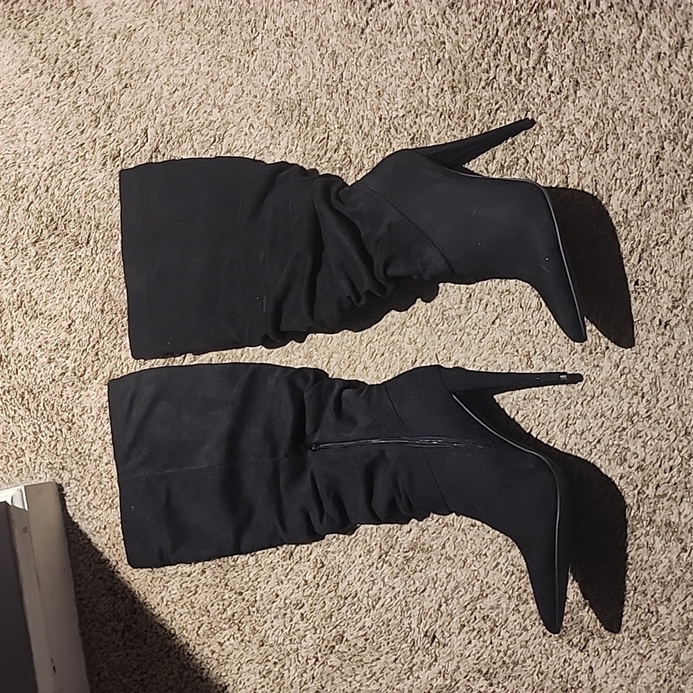Knee high suede boots - Picture 3 of 9